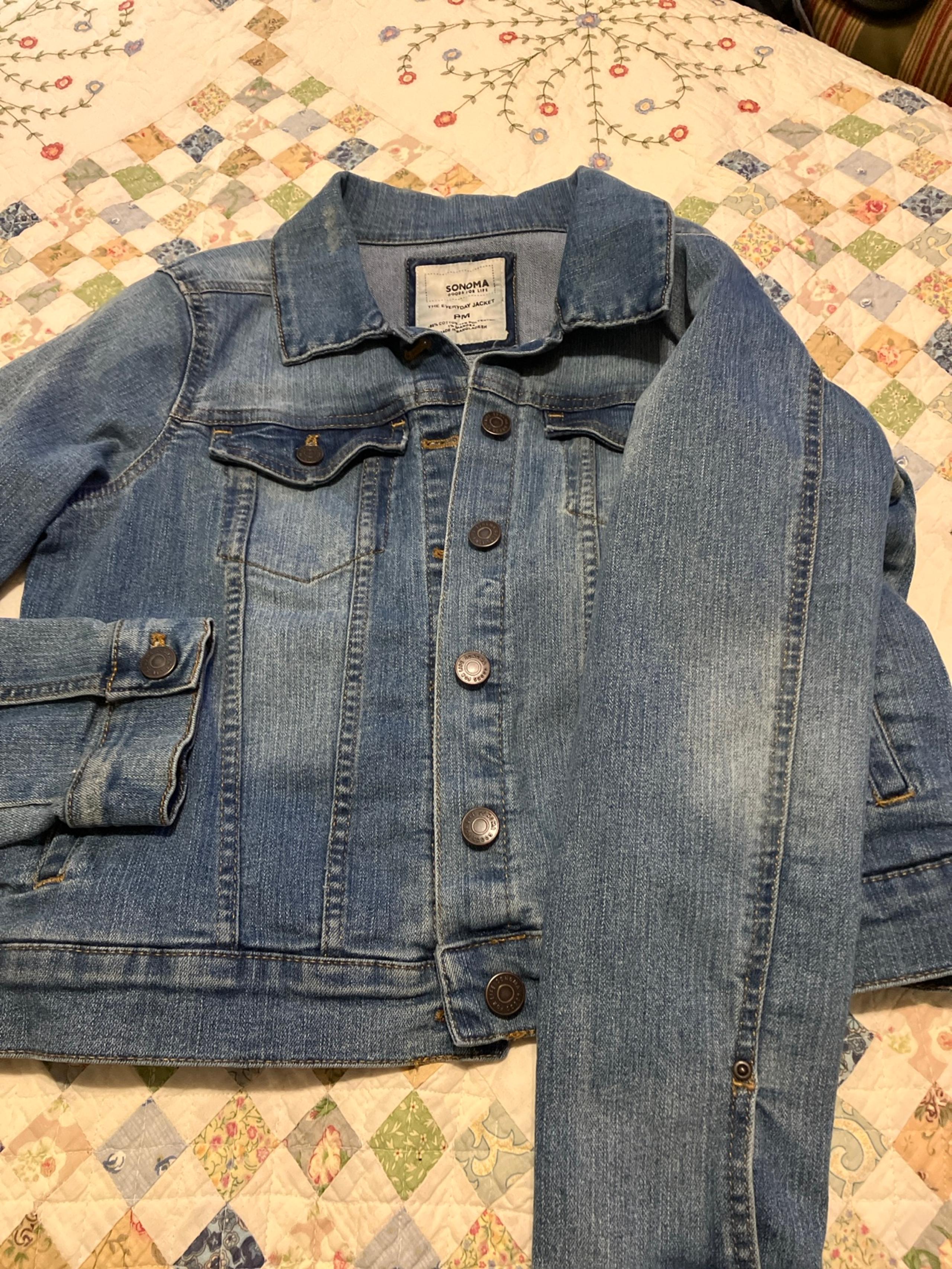Sonoma women’s everyday Jean jacket size PM