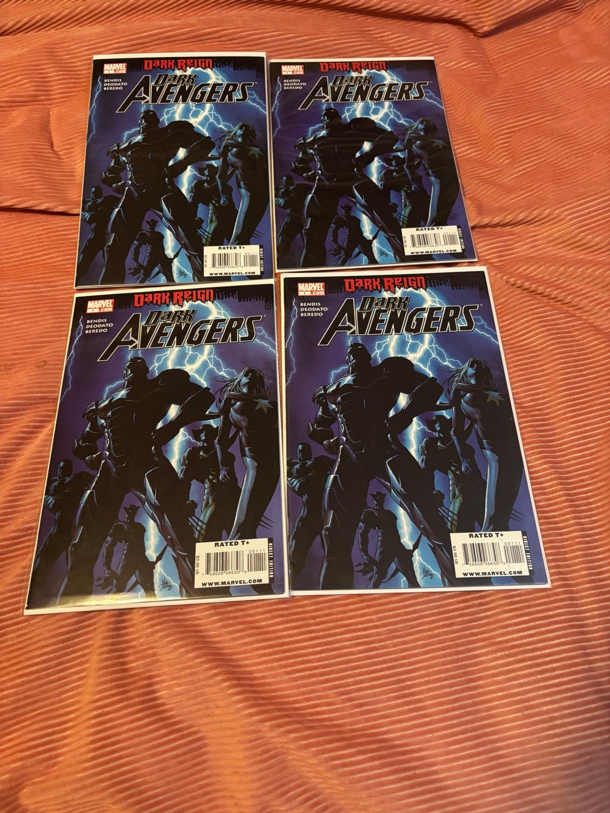 4 copies of Dark avengers #1 first print