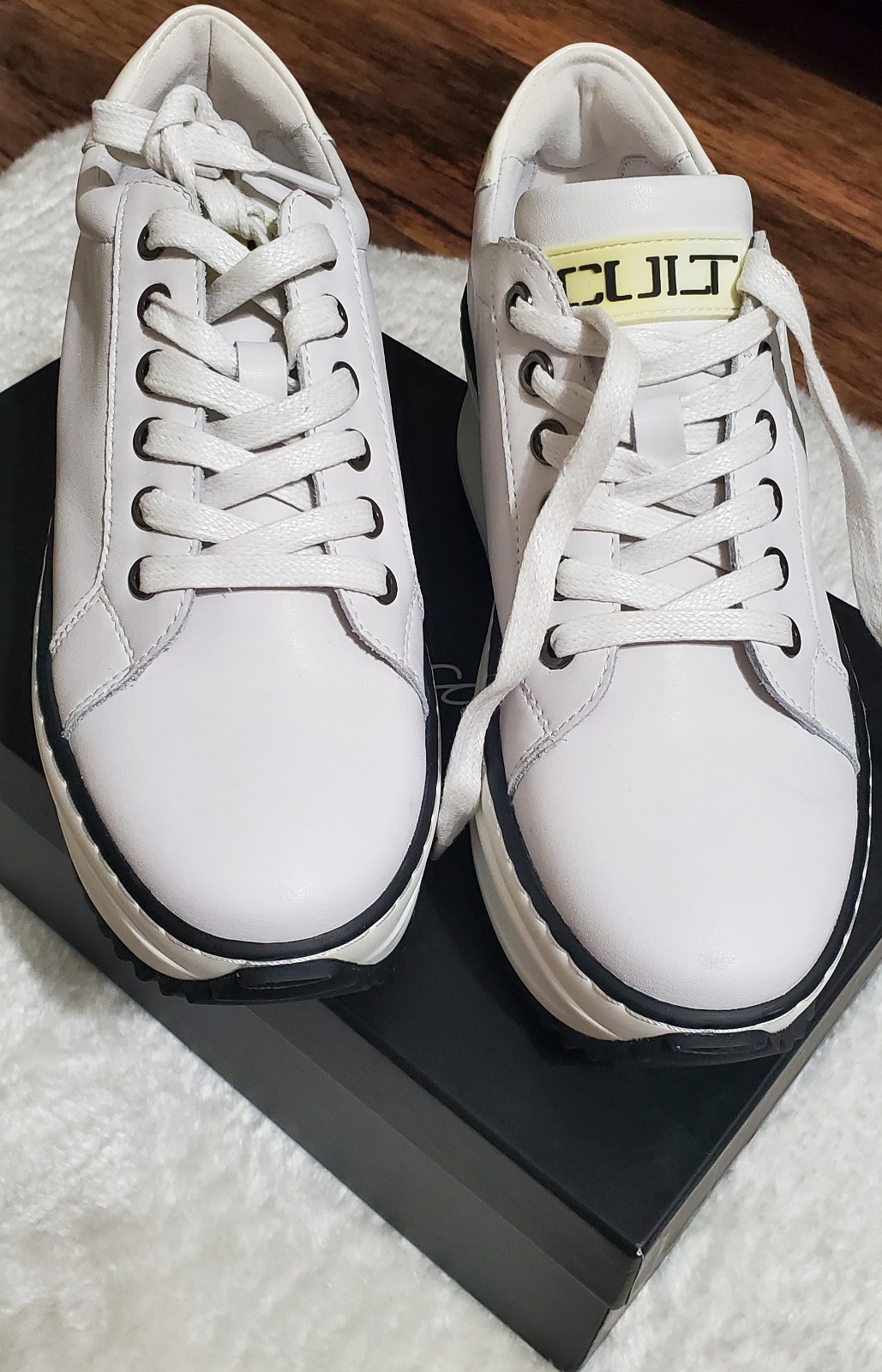 LUX women's Footwear/CULT