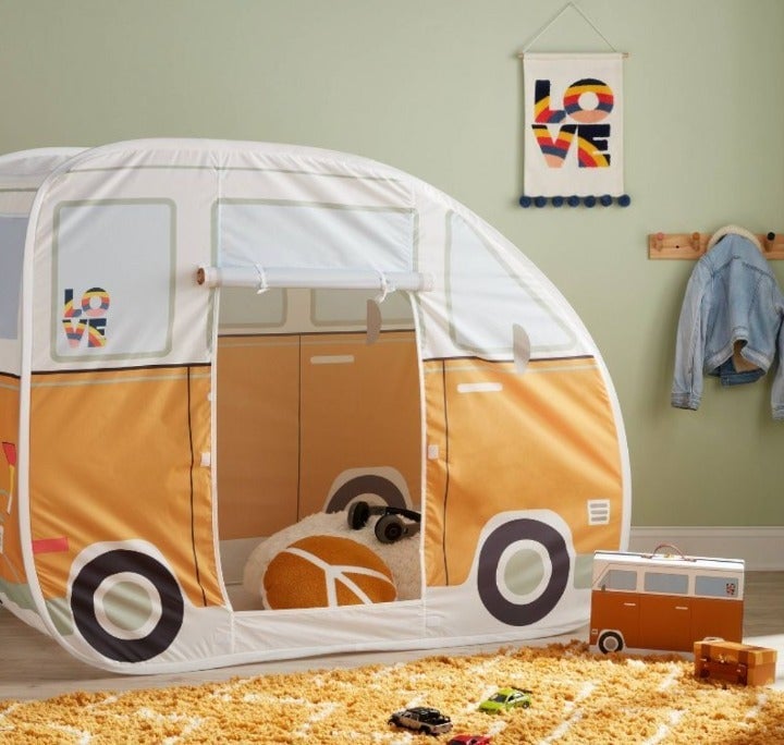 TARGET PILLOWFORT VAN PLAYHOUSE