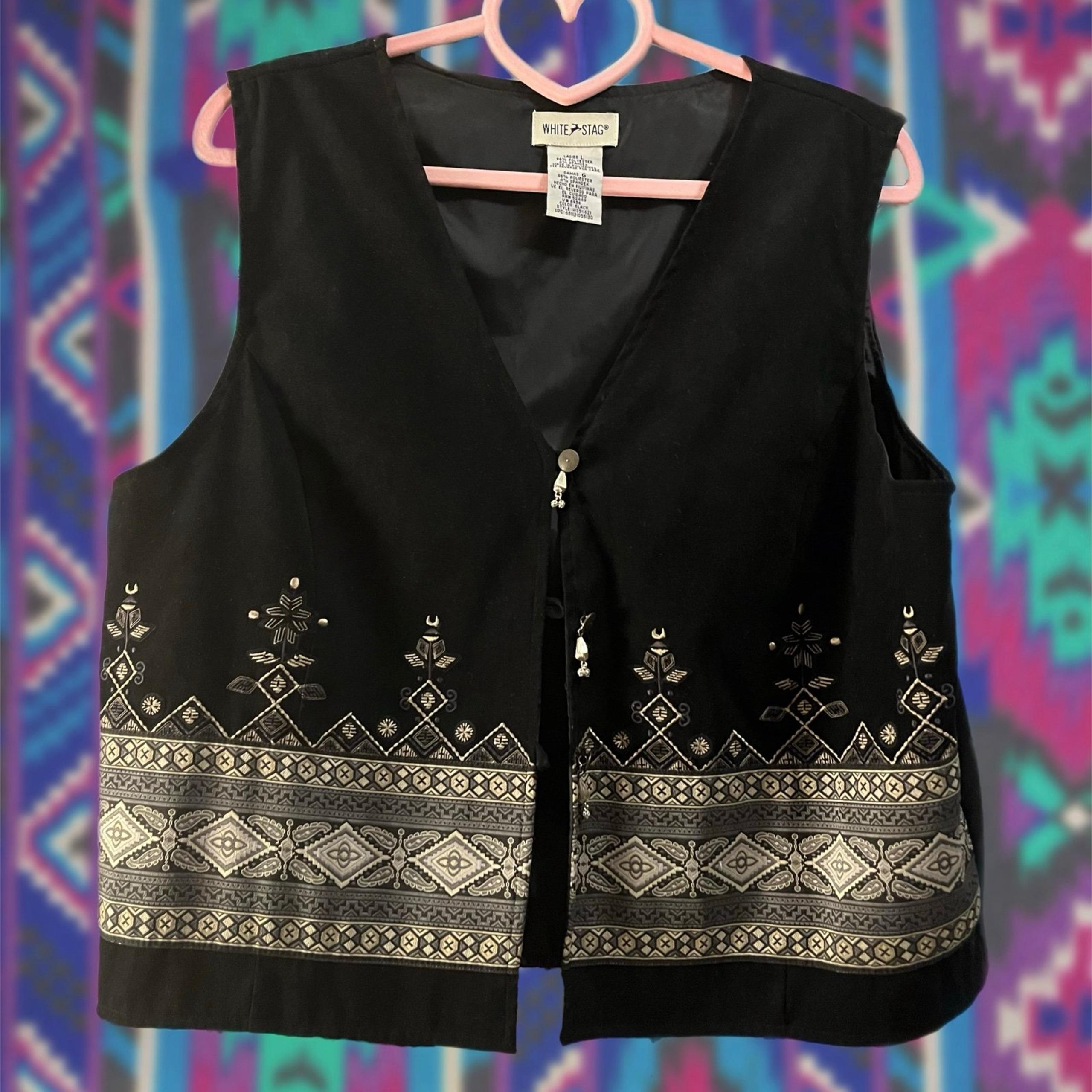 Embroidered 1990s Vintage White Stag Aztec Southwest Vest