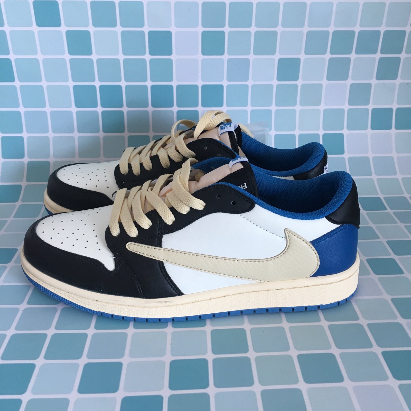 Air Jordan 1