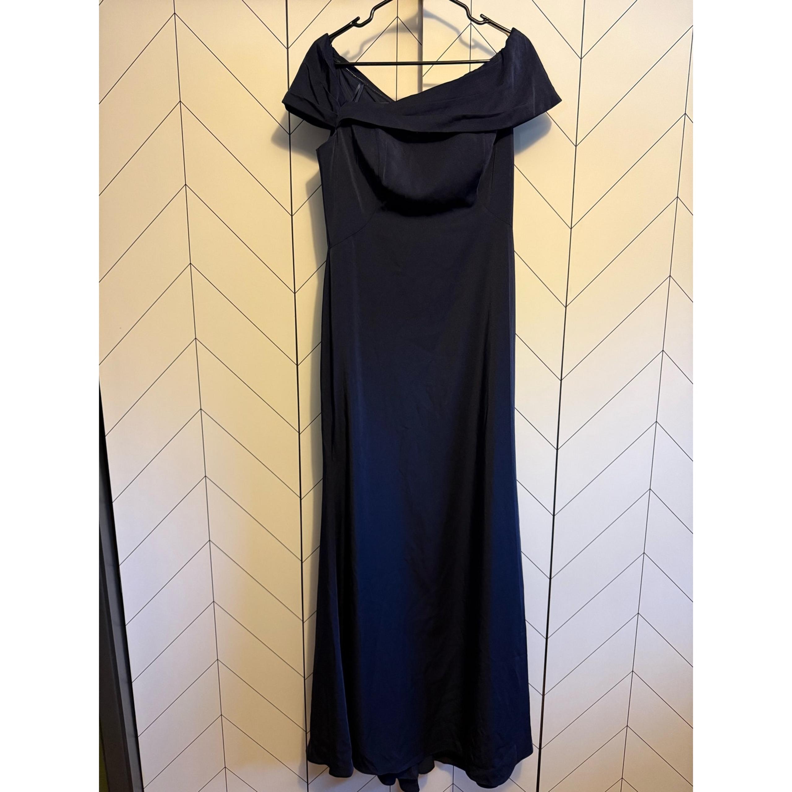 La Femme Women’s 8 Navy Blue Lined Off the Shoulder Gown Formal Dress