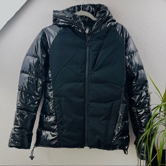 BODY GLOVE black puffer faux leather with cowl filler feathers and duck down