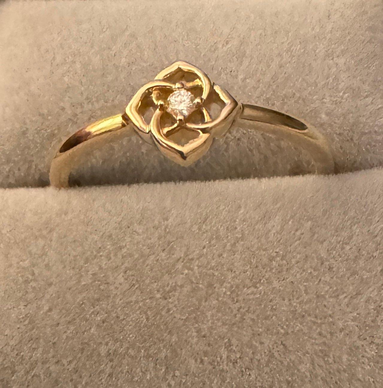 Kendra scott ring holder deals