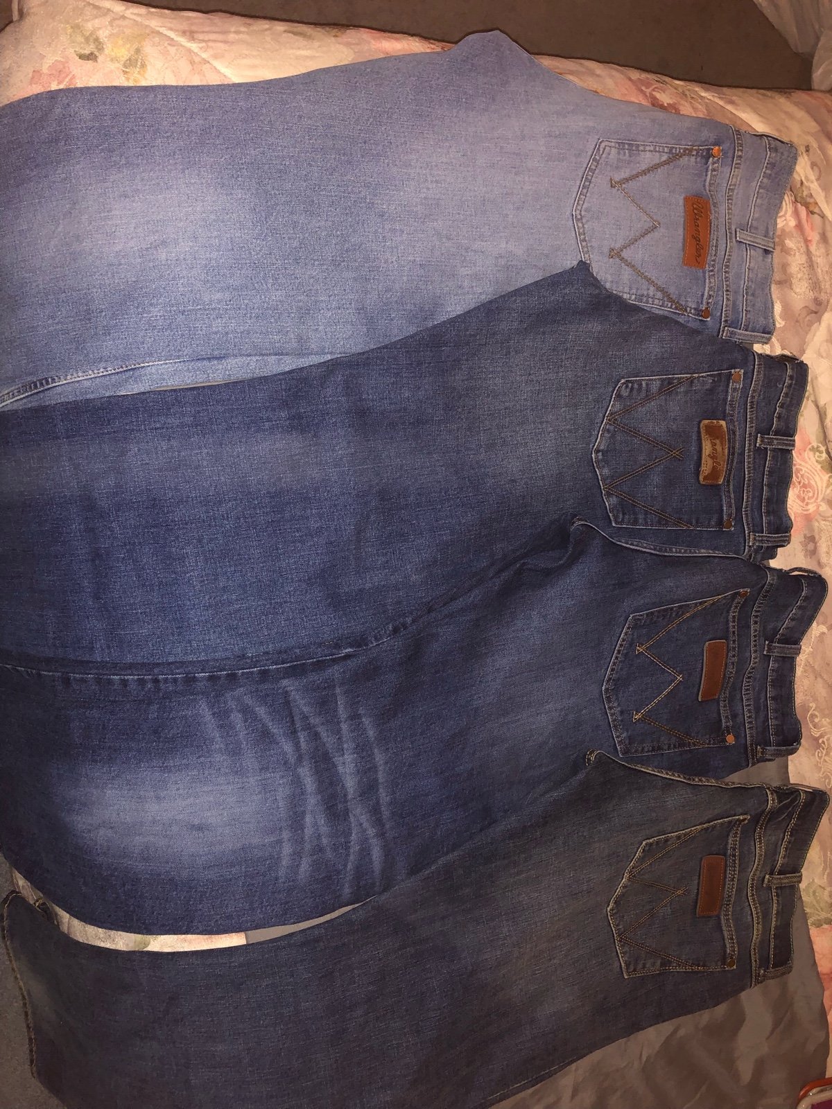 Wrangler Retro Slim Straight 34 by 30