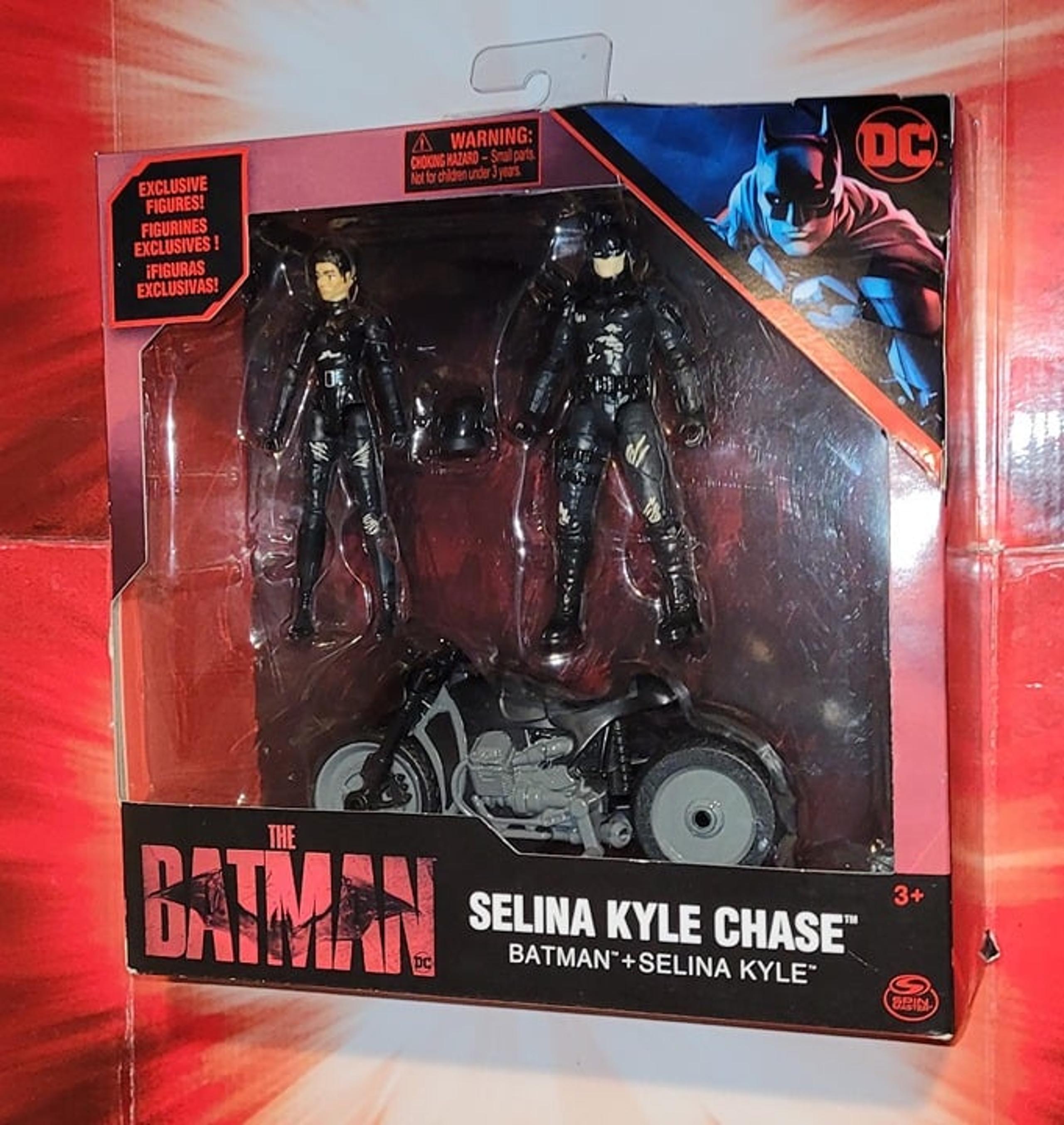 The Batman Selina Kyle Chase 3.75" Action Figure Box Set w/Motorcycle MIB
