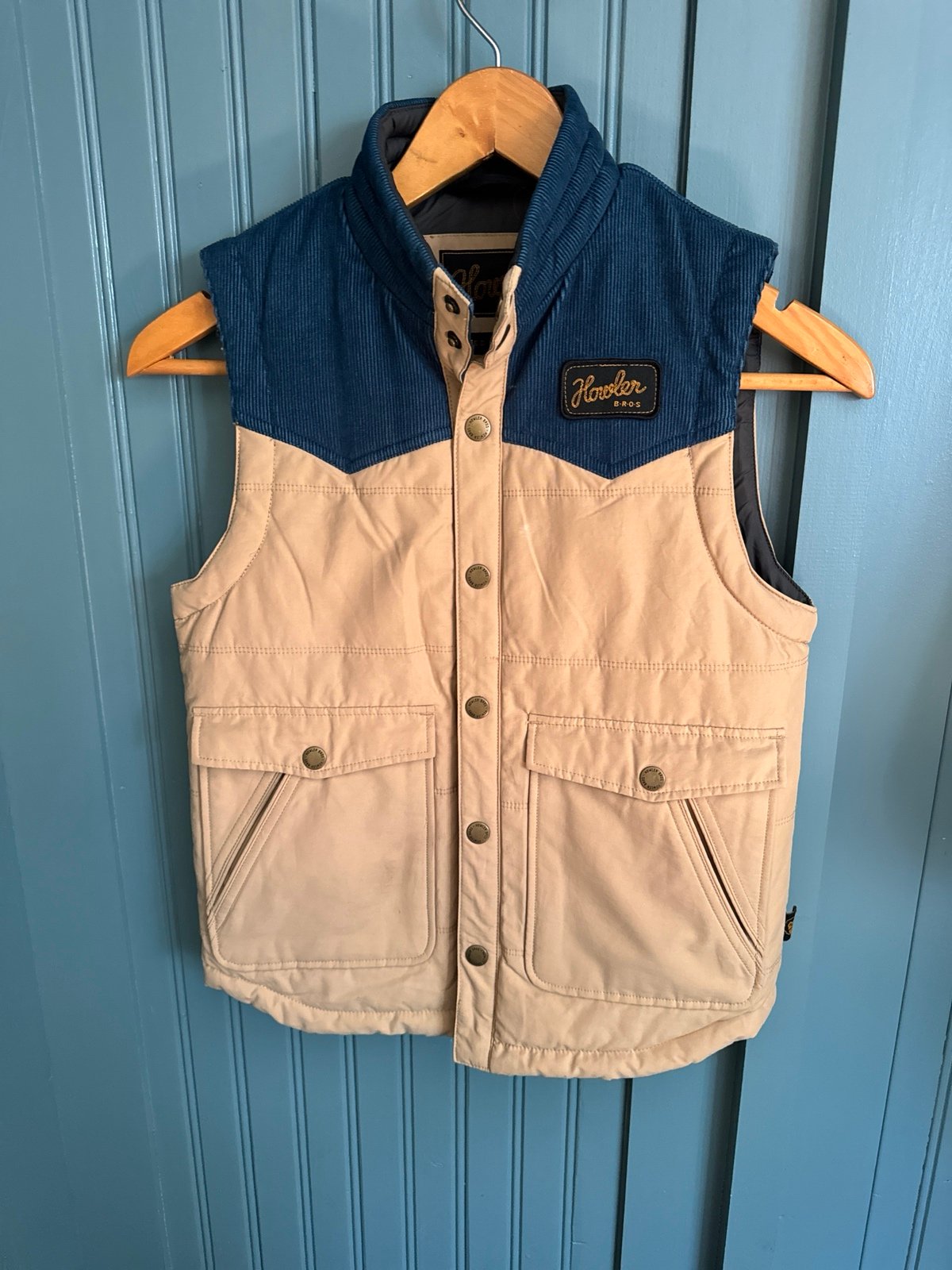 Howler Bros Youth Medium Rounder vest