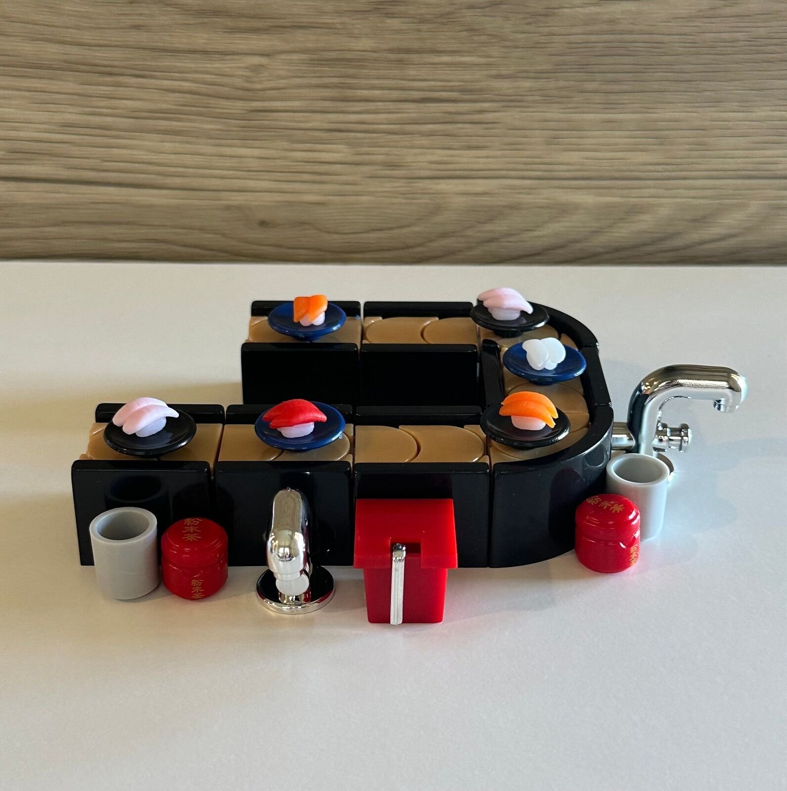 Dollhouse Miniature Conveyor Belt Sushi Sushi restaurant Decor