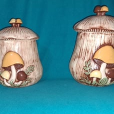 Merry mushroom canister set