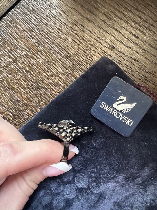 Swarovski SIENNA RING 52 mm Size 6 1156187 List $160 NWT
