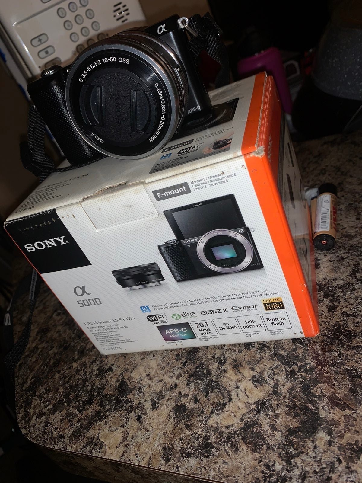 Sony a5000 mirroless camera 16-50mm vlog
