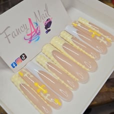 Press on yellow French tip