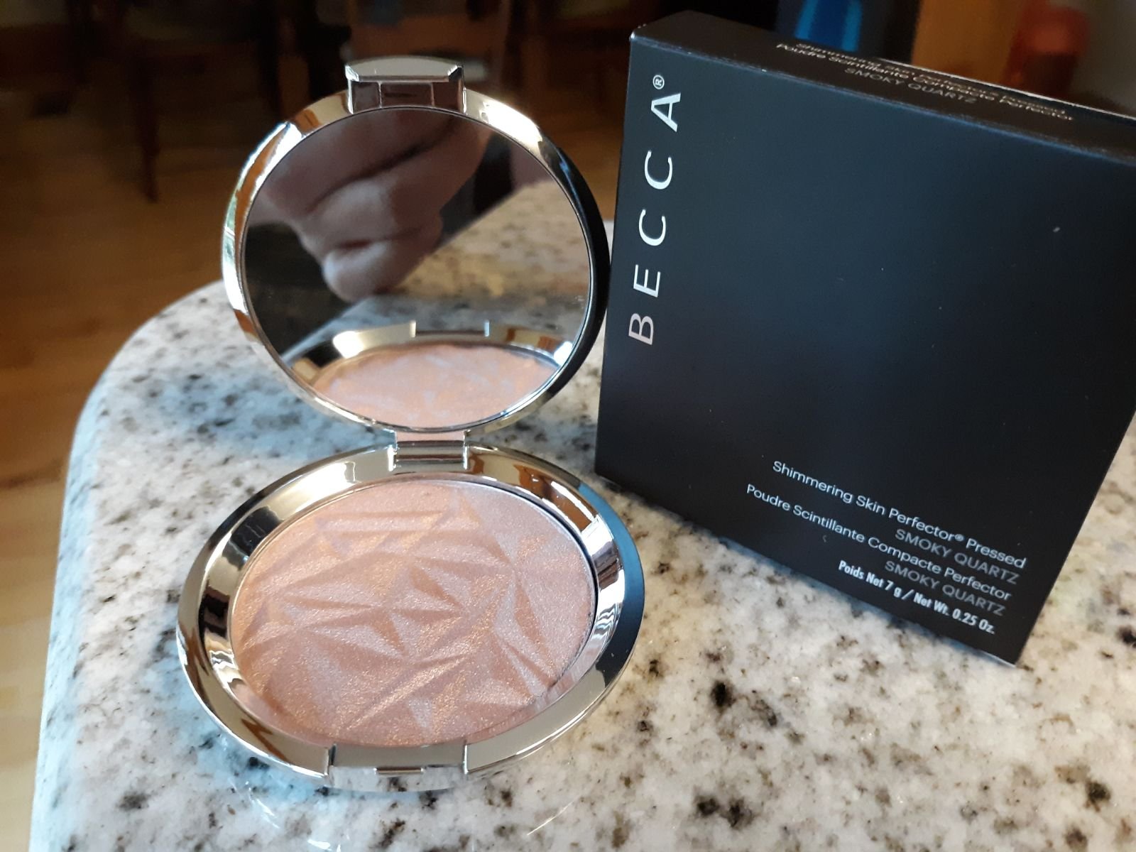 BECCA SMOKY QUARTZ Shimmering Skin Perfector Pressed Highlighter BNIB LIMITED ED