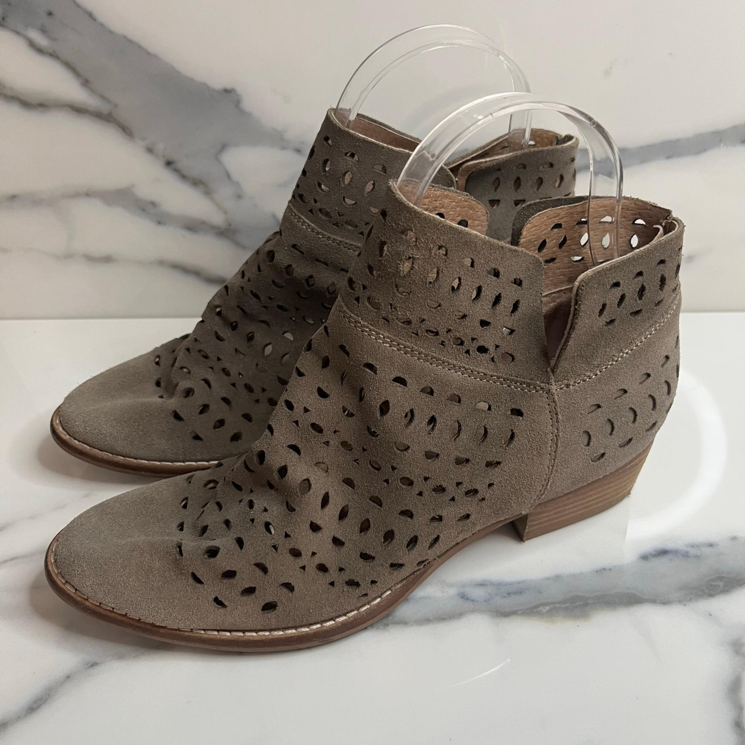 Anthropologie Liendo | Women's Neutral Suede Leather Cut Out Booties Sz 6