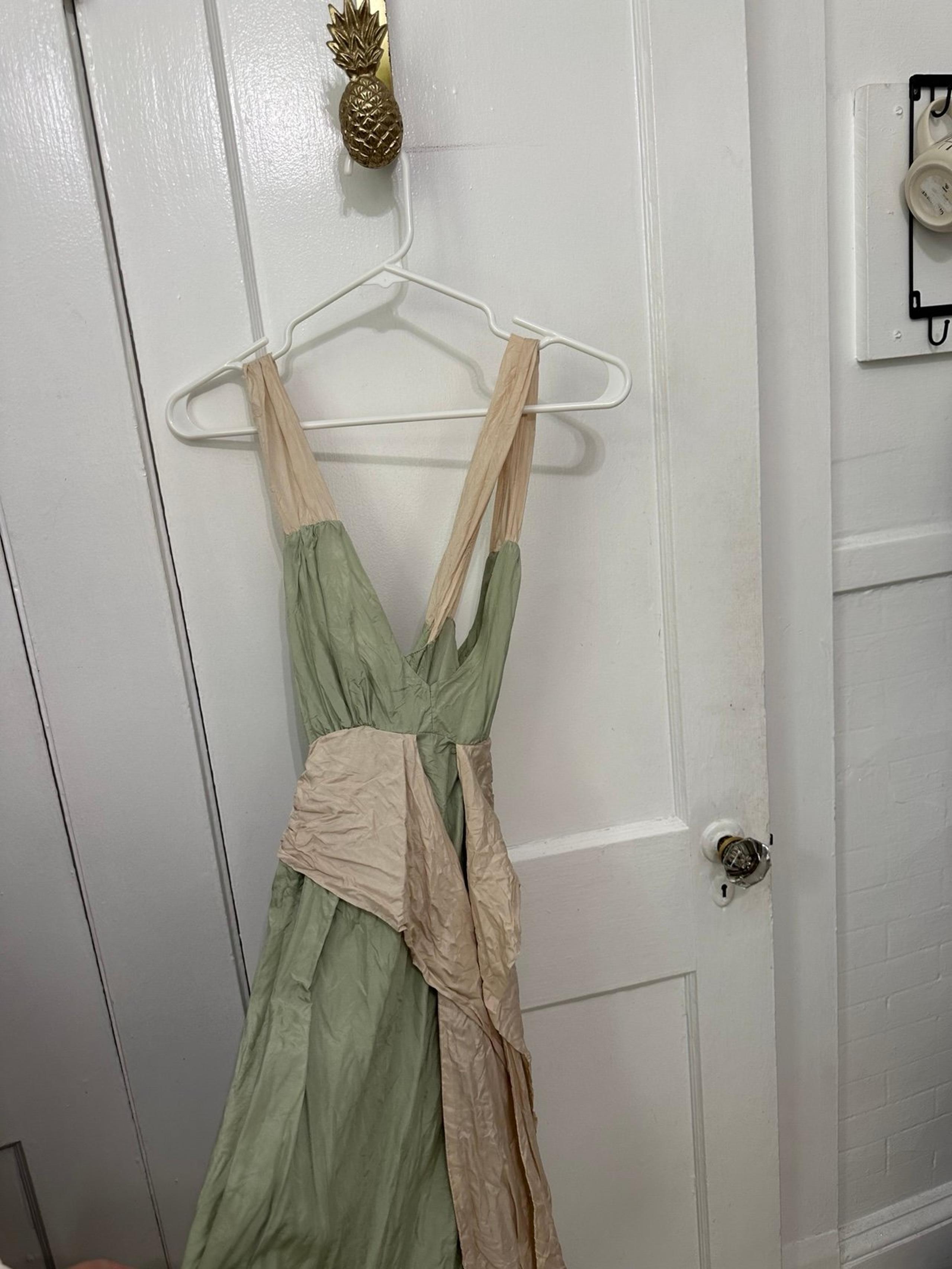 Crinkle Silk Colorblock Maxi Dress - Size 4 - Ruth