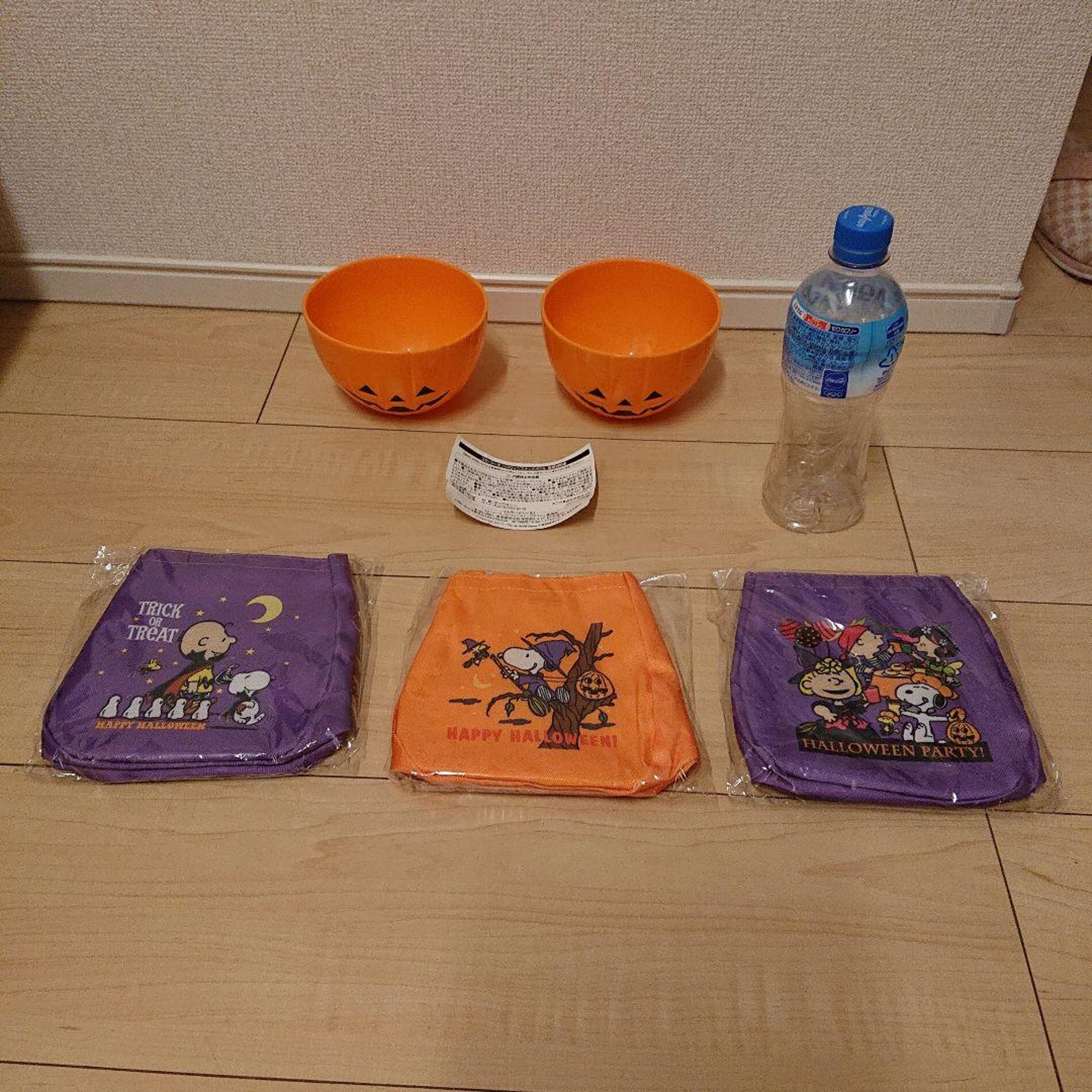 Unused item, Snoopy Halloween bag, Coca-Cola snack bowl ①