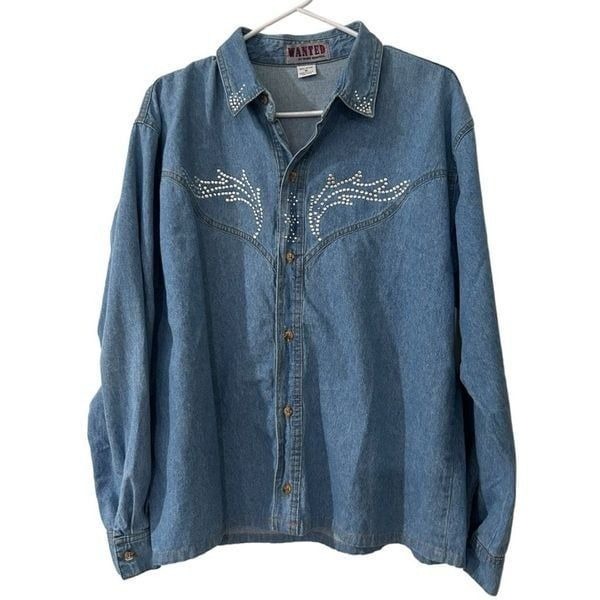 Vintage Wanted Denim Button Shirt Size M Beads Beautiful Silver Western Cowboy