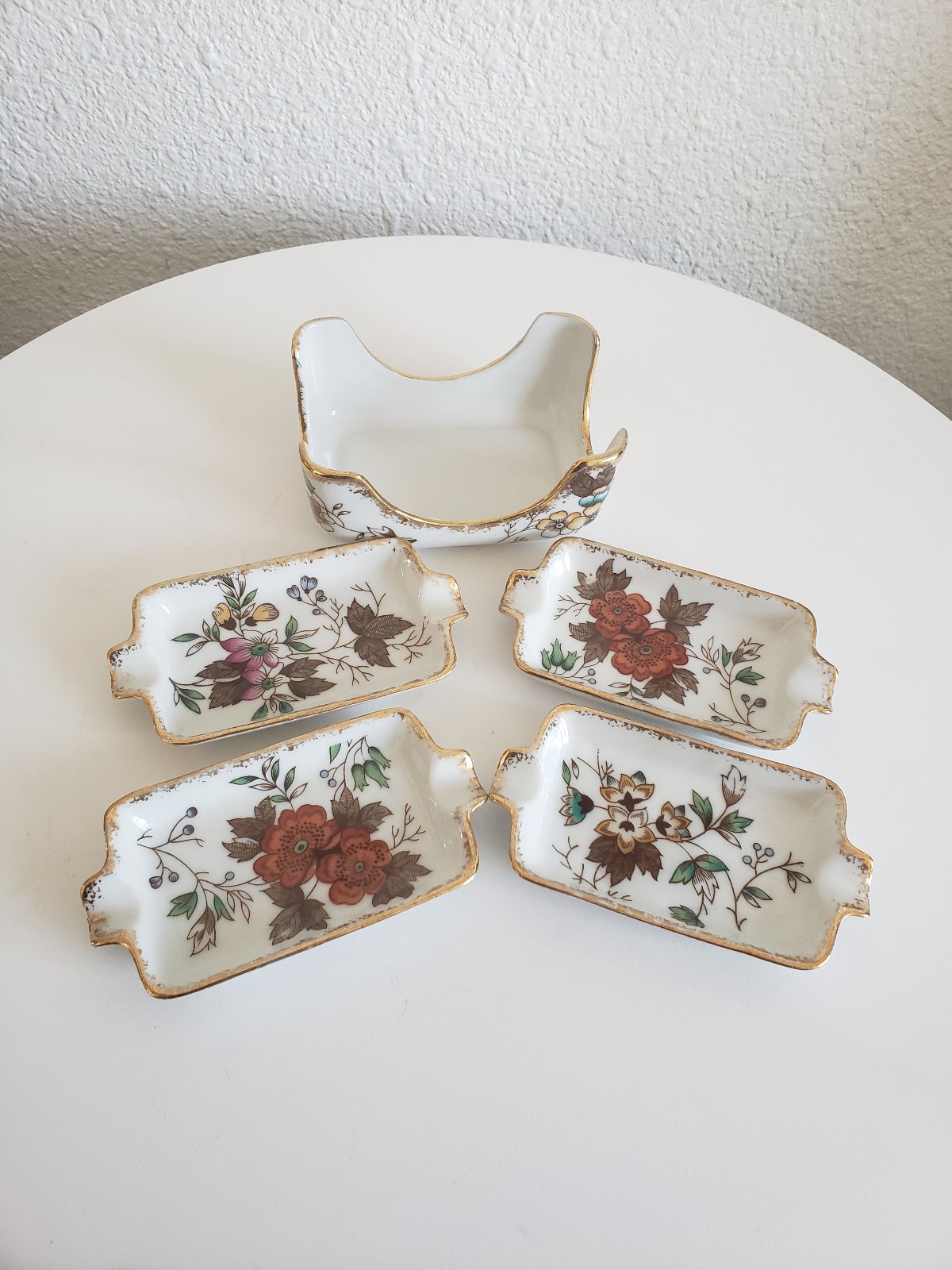 MC Vintage Set of 4 Porcelain Ashtrays and Holder Autumn Glory E W5/309-AG Japan