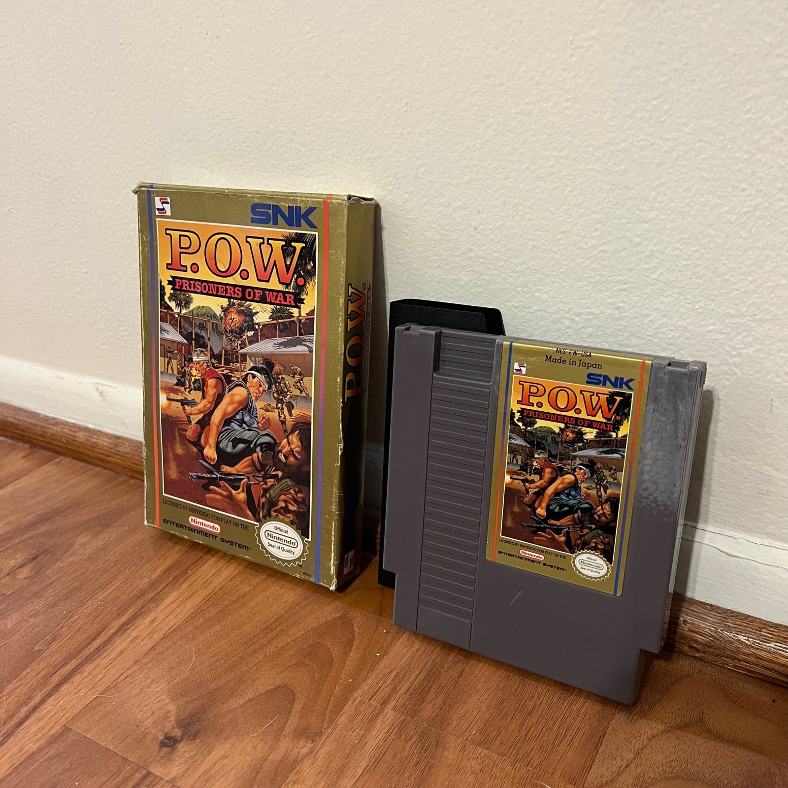 POW Prisoners of War for Nintendo NES with box