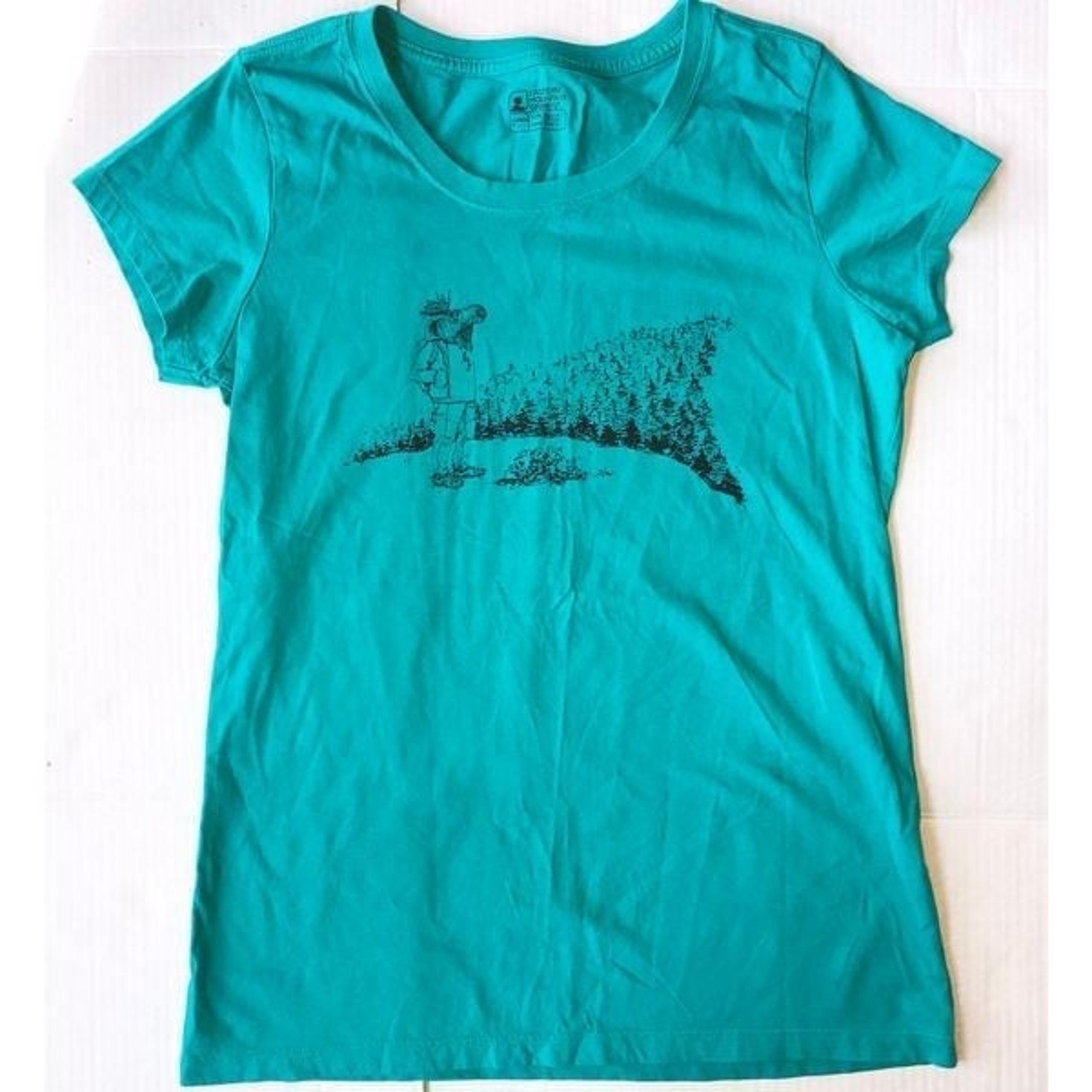 NWOT Womens Medium Eastern Mountain Sports SS Graphic TShirt