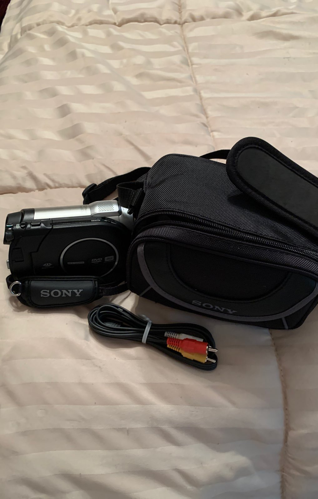 Sony Video Recorder with TV adaptors/vie