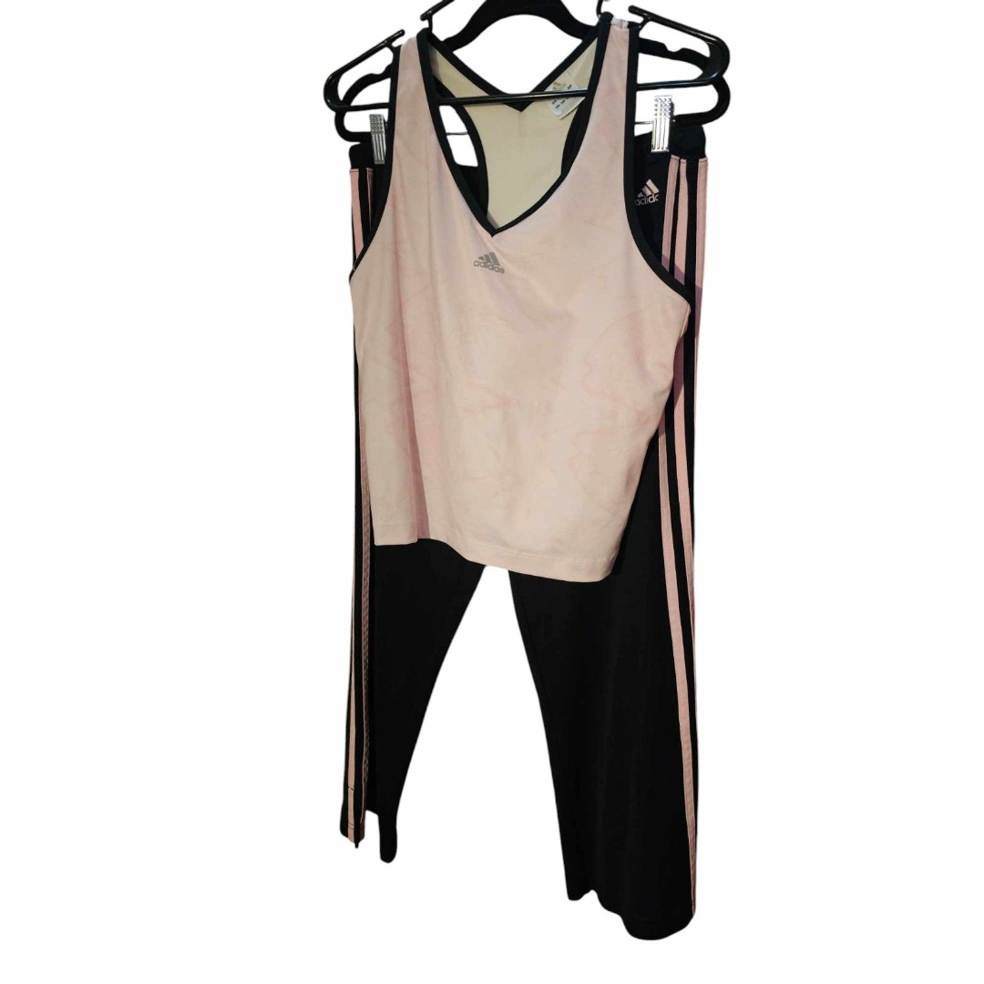 Adidas Tank & Capri Workout Set Tank Size XL/ Pant Size M (K18)