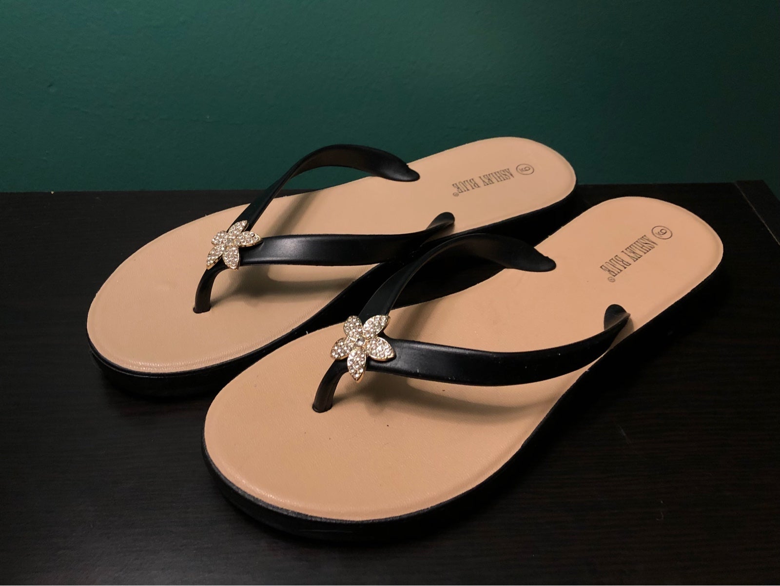 Ashley blue deals sandals