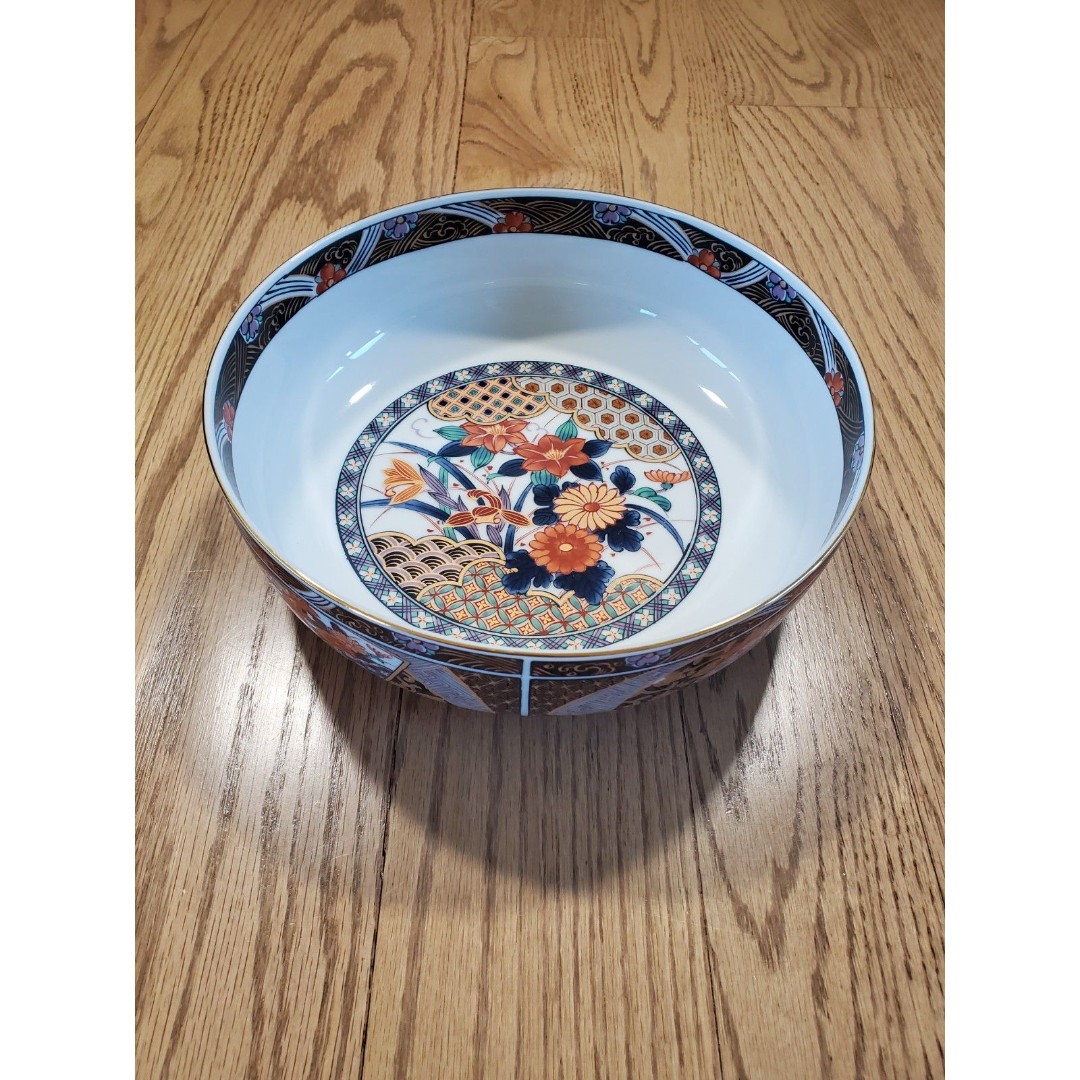 Aritayaki flower botanical large bowl EUC Japan 有田焼 若山窯 金彩 染錦 窓絵 草花文 古伊万里紋様