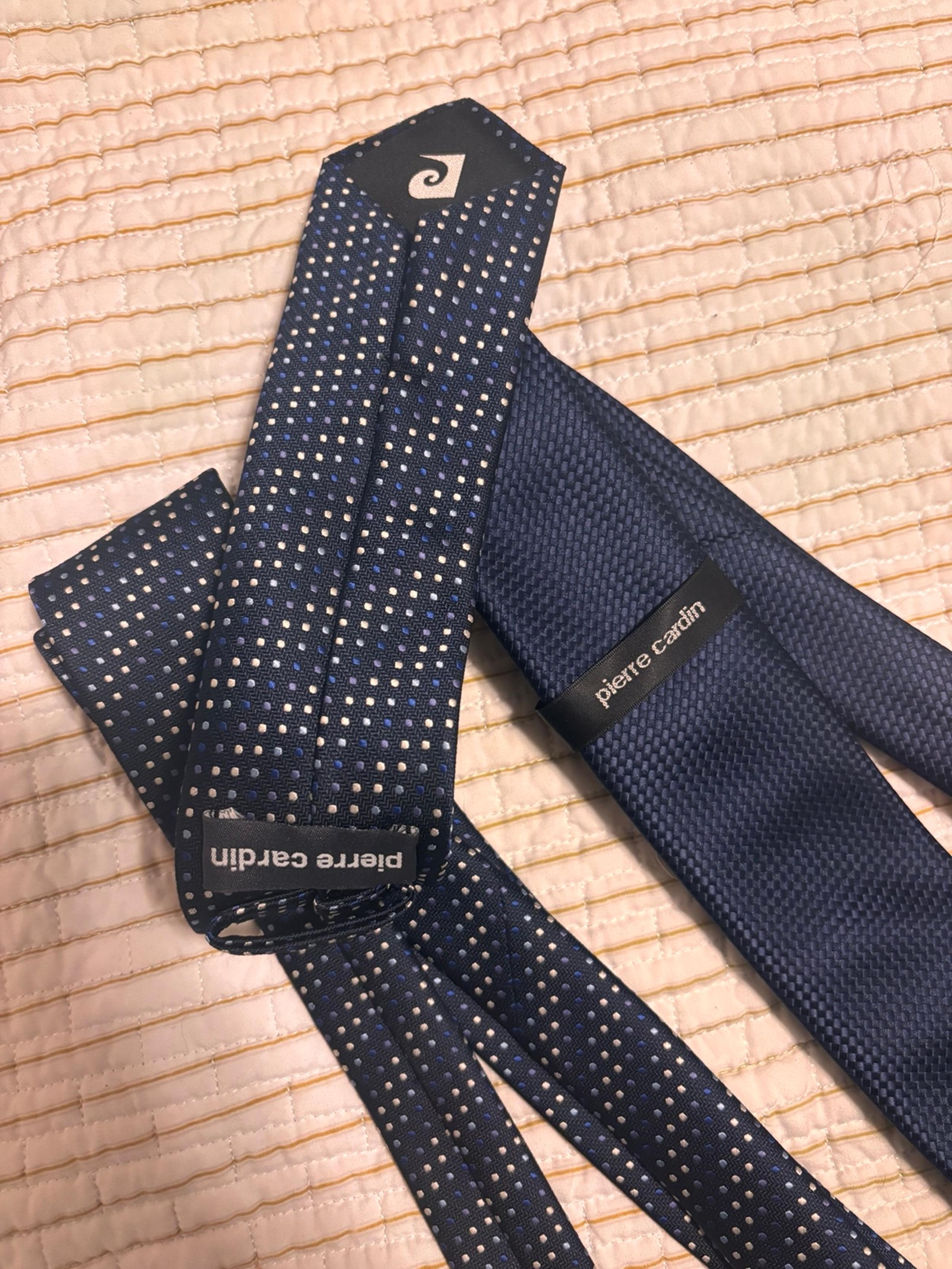 Set Of 2 Pierre Cardin Hand Made Men’s Neck Ties