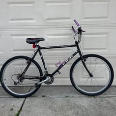 Vintage 1995 Fuji Suncrest mountain bike
