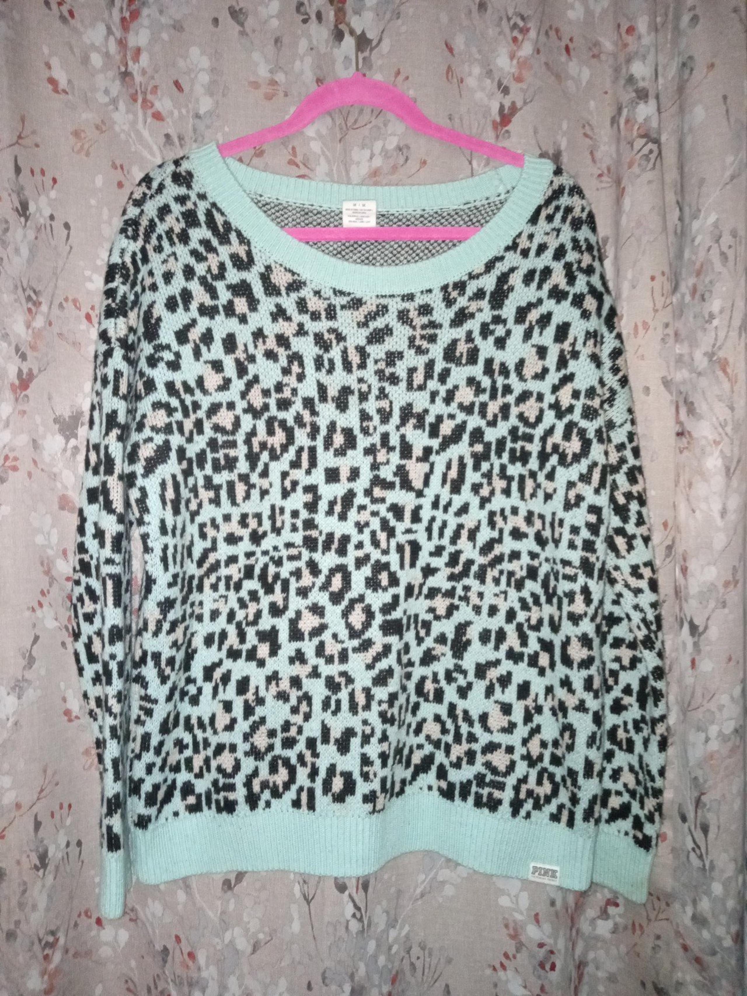 Victoria's Secret PINK HTF RARE VINTAGE Animal Print Sweater Size medium