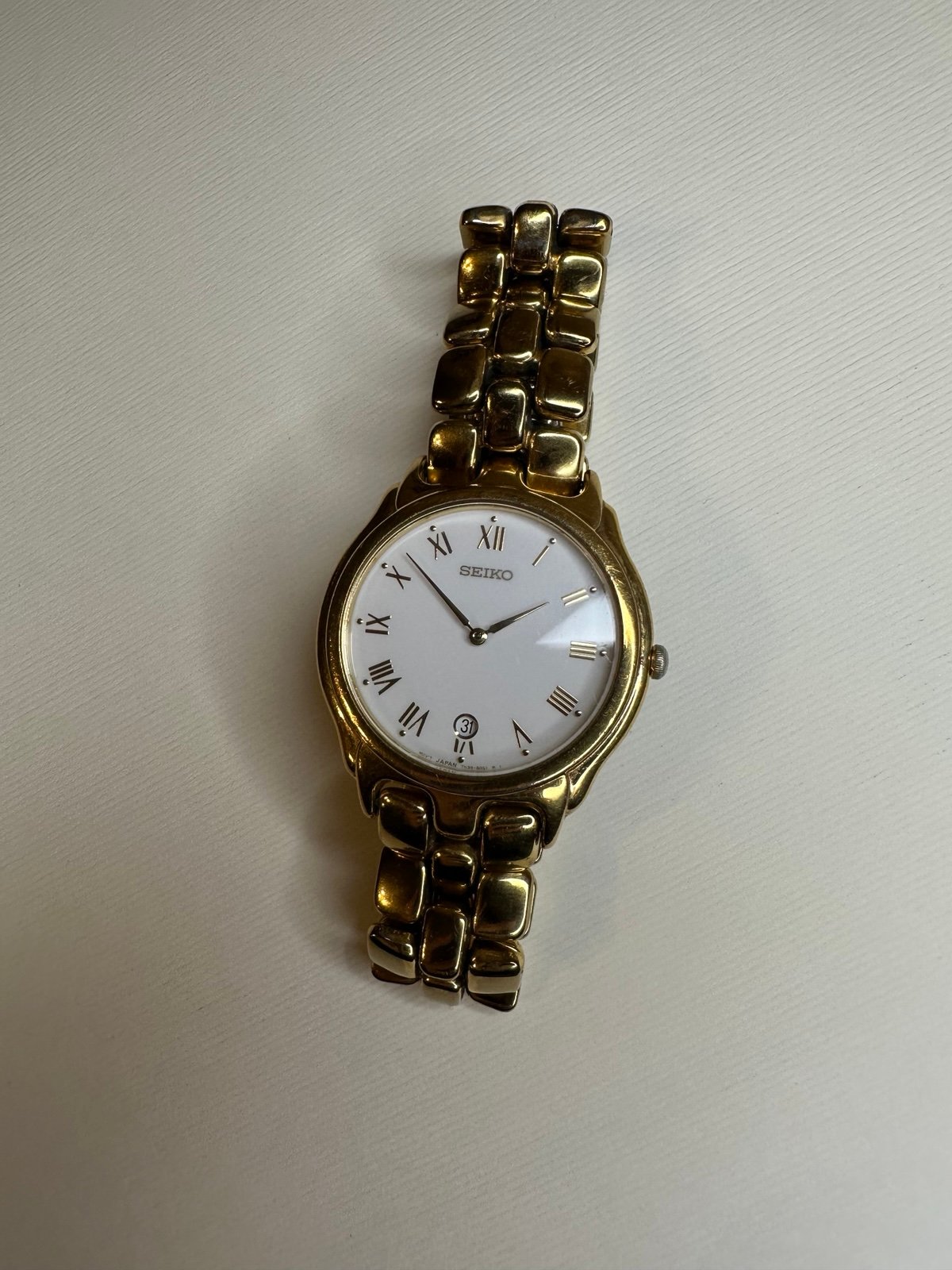 Vintage Seiko Gold-Tone Roman Numeral Quartz Dress Watch - Unisex