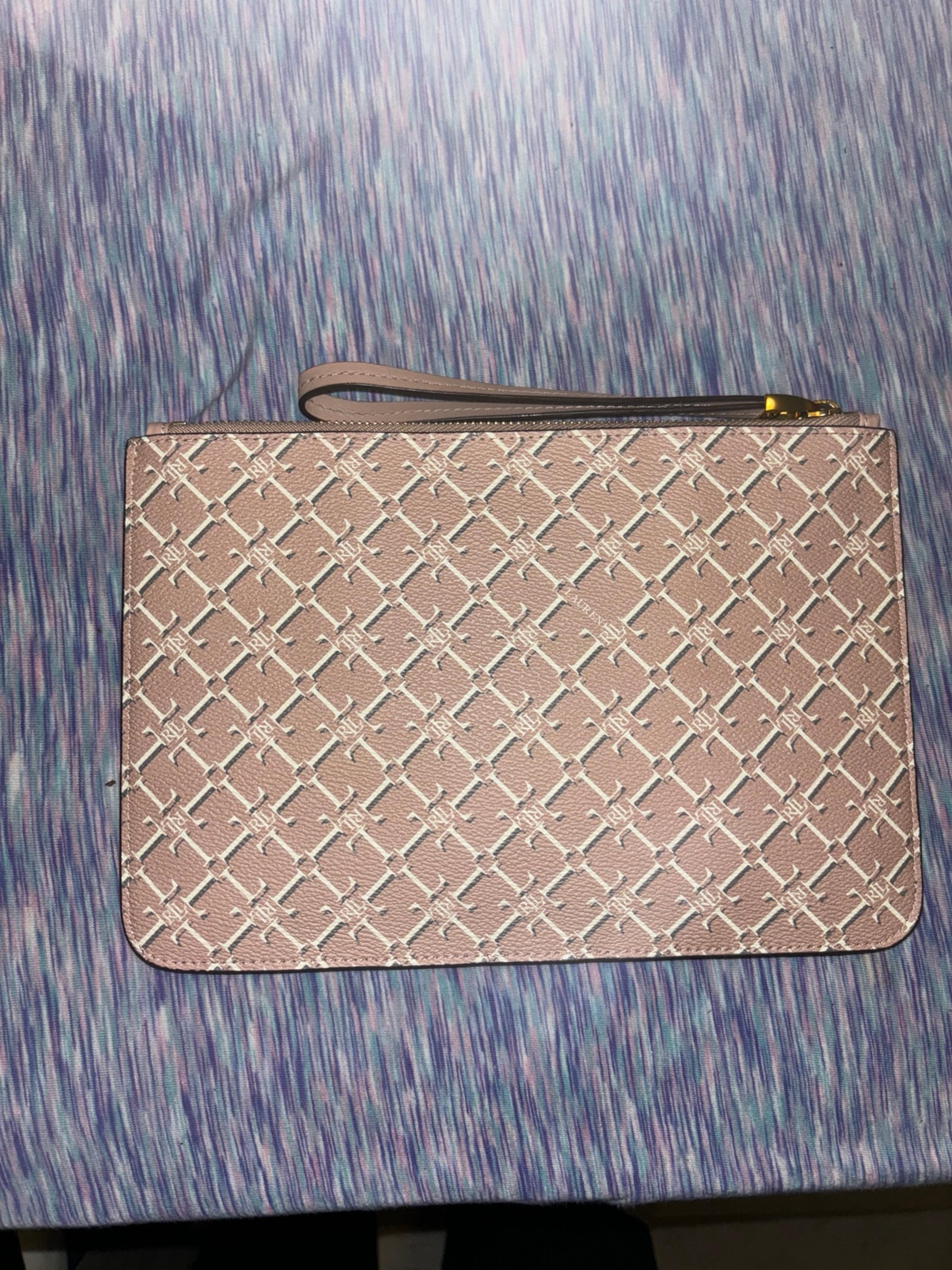 Zip clutch