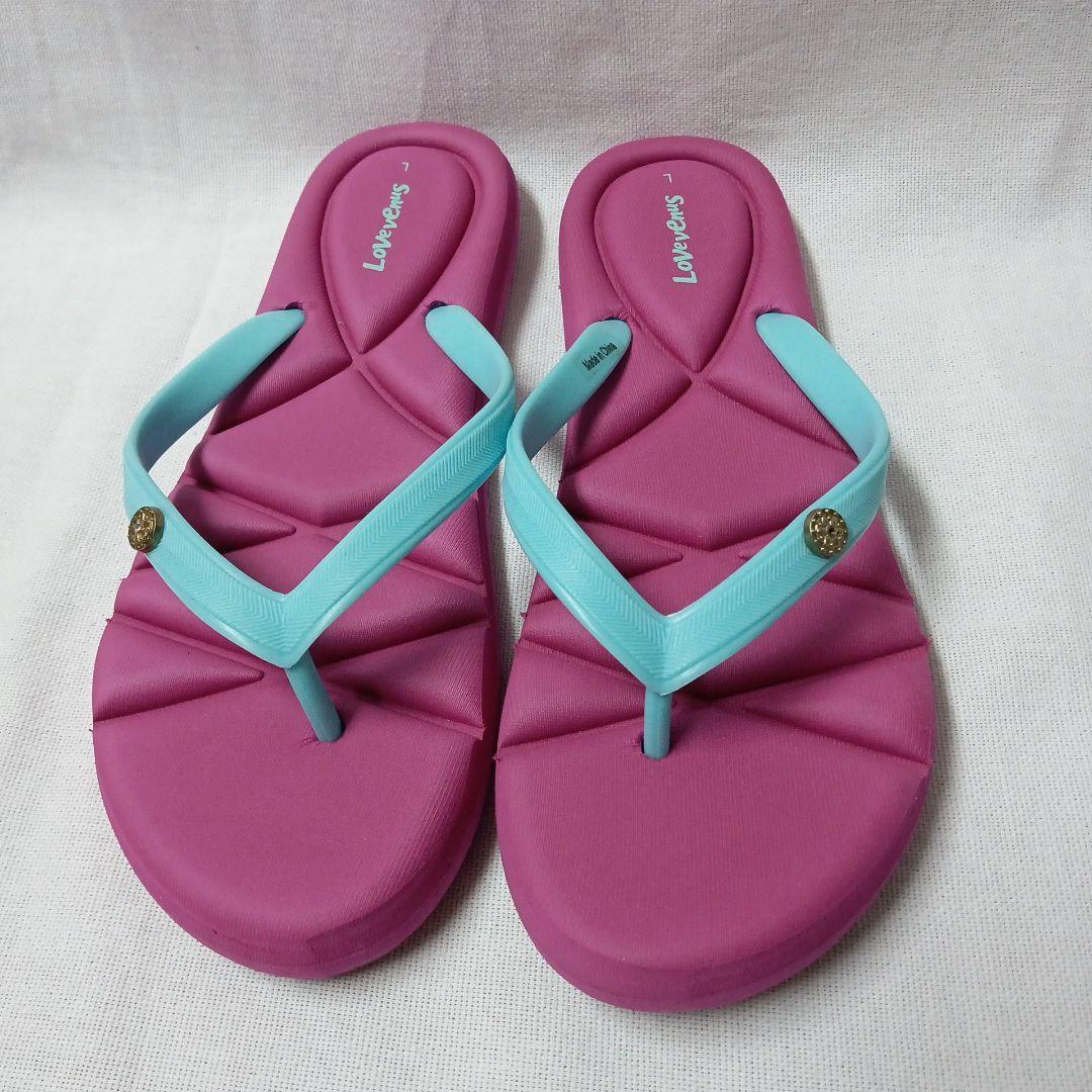 Flat sandals, pink
