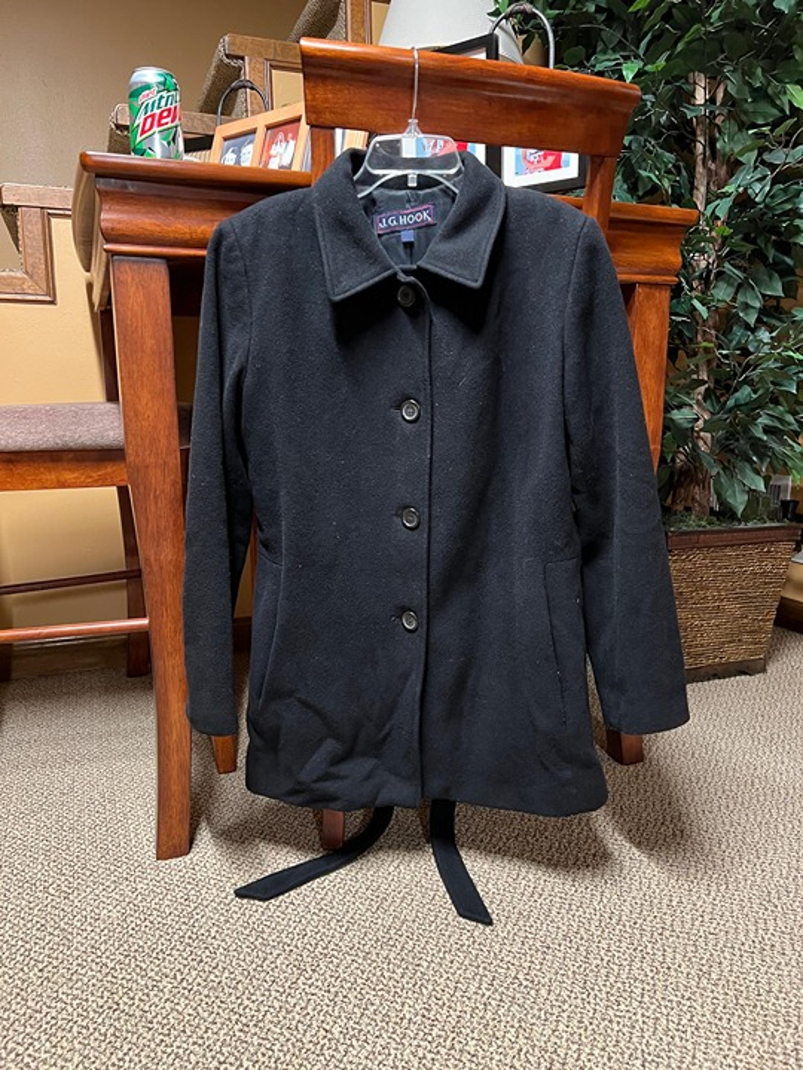 Black Pea Coat Wool Blend Size Small (size on tag is worn off but fits like smal