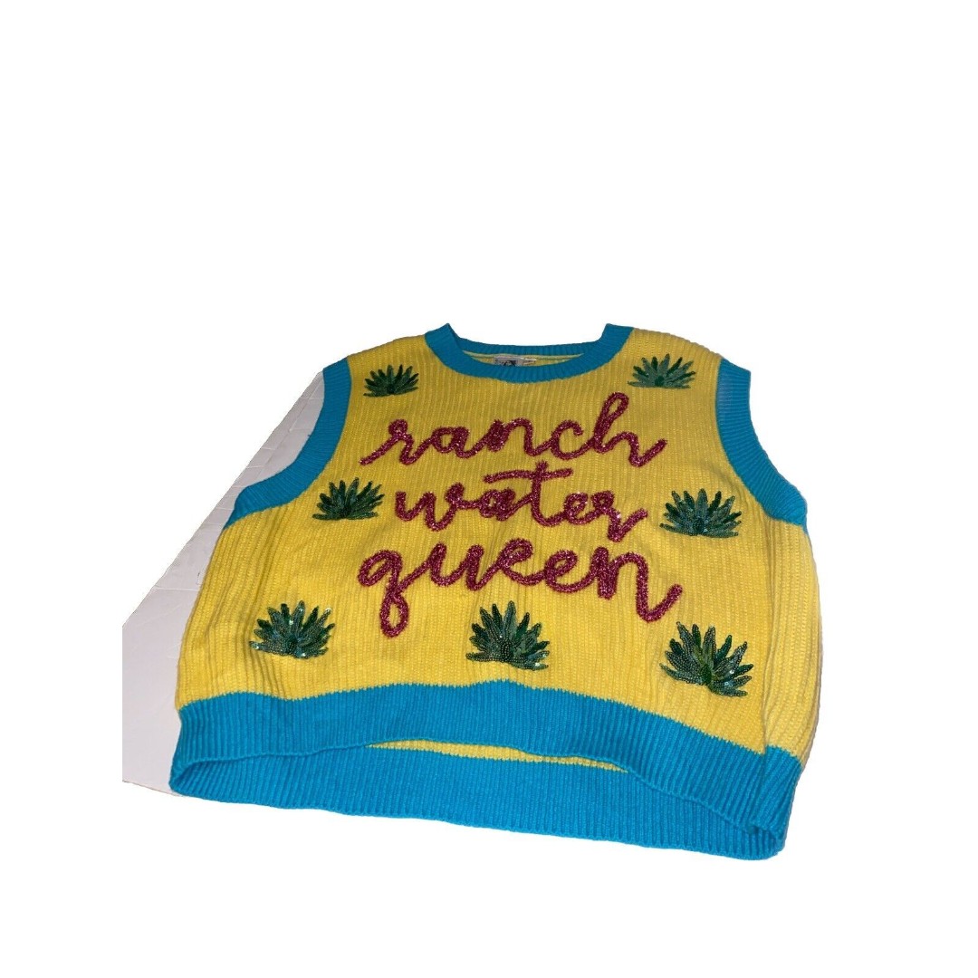Queen Of Sparkles Ranch Water Queen Women’s Sweater top Shirt Sleeveless Small