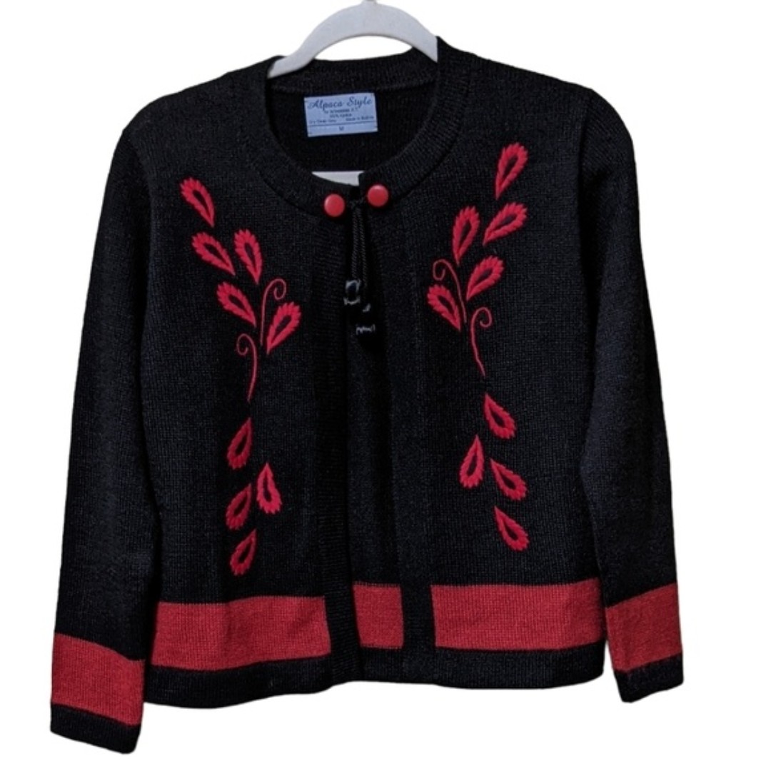 Alpaca style Artesians embroidered tasseled cardigan black/red size M