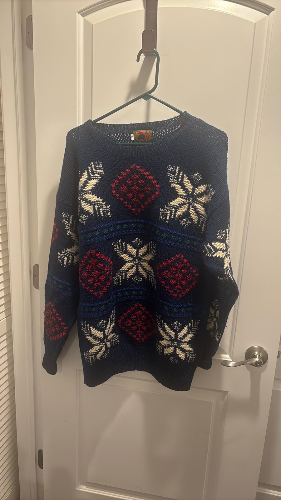 Large Vintage Boston Traders 100% Wool Sweater