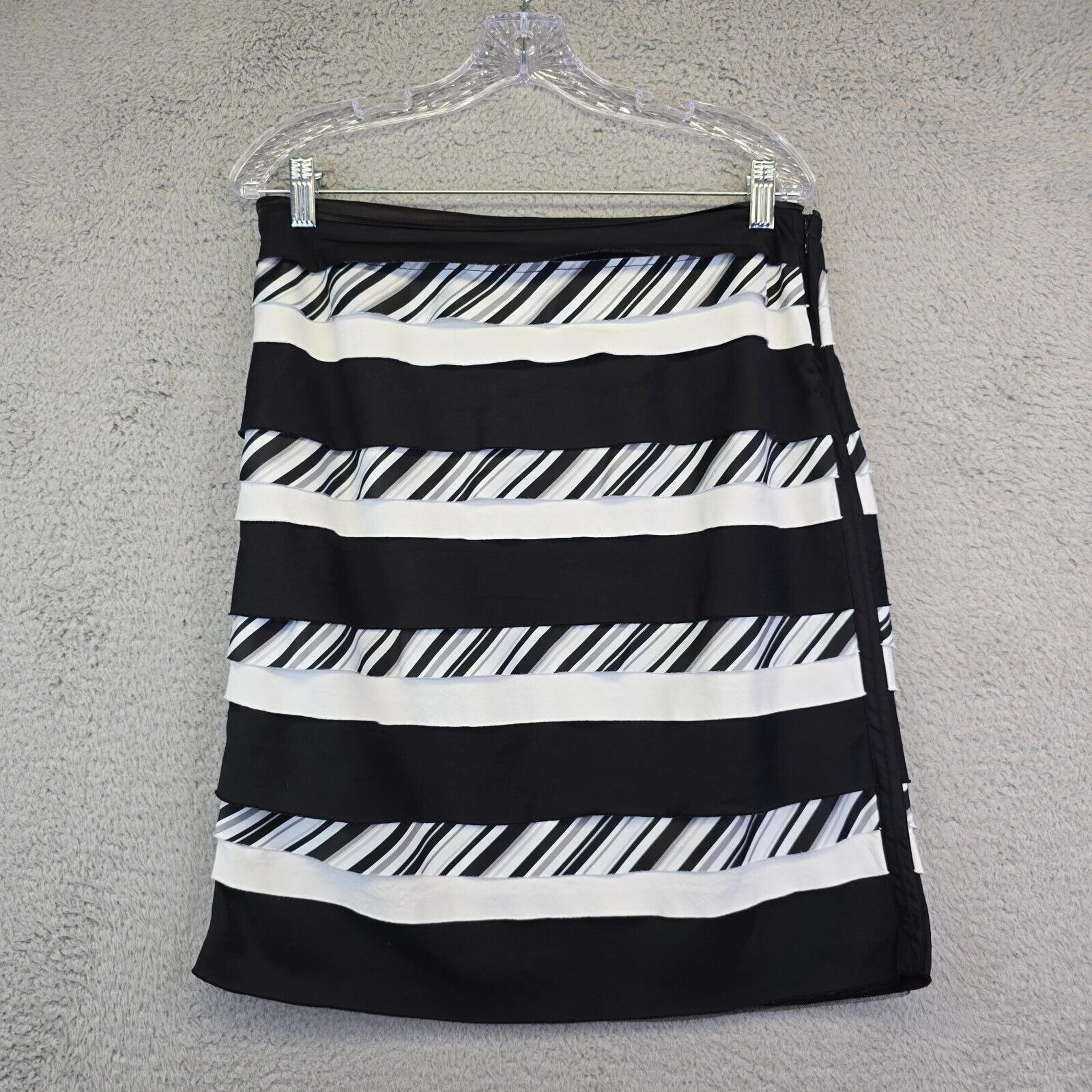 White House Black Market Skirt Women's 10 Black White Tiered Party Date Night