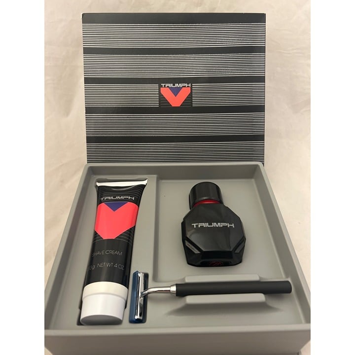Avon TRIUMPH Cologne Splash 3.4 oz & After-Shave Conditioner 4 oz w/razor NIB