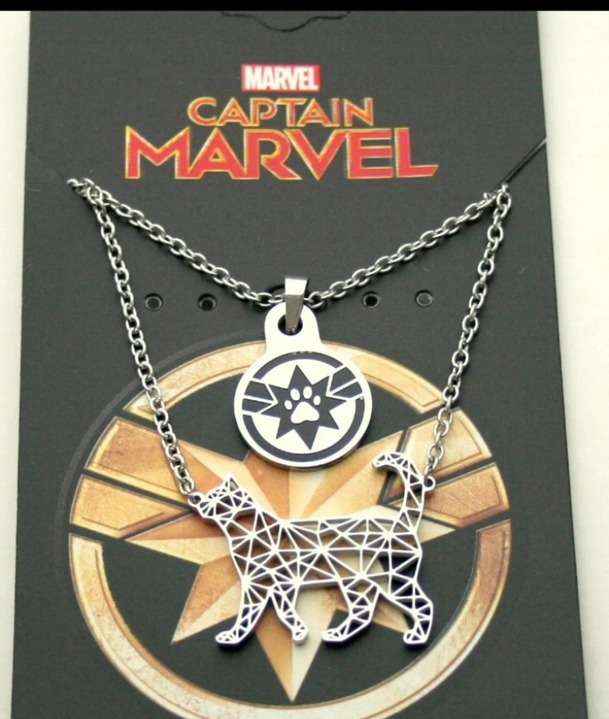 Comics Captain Marvel Dual Goose Cat Paw Pendant Necklace New MOC 2018