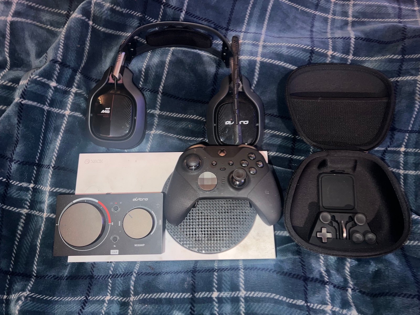 Xbox Series S + Astro A40 + Elite 2 Controller