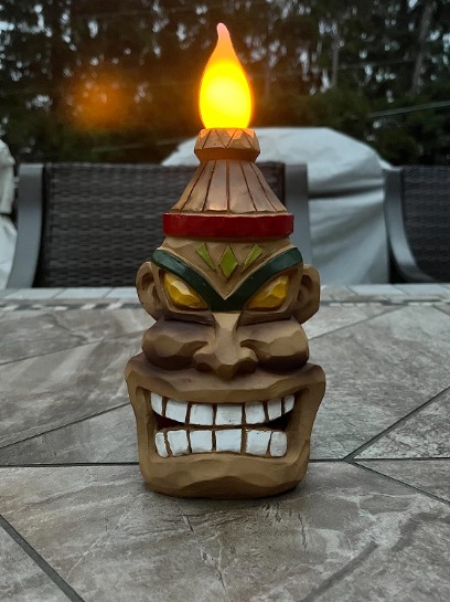 Outdoor Solar Tiki Statue Decor-Tiki Bar Decoration-Tiki Head Statues 8.74 Tall