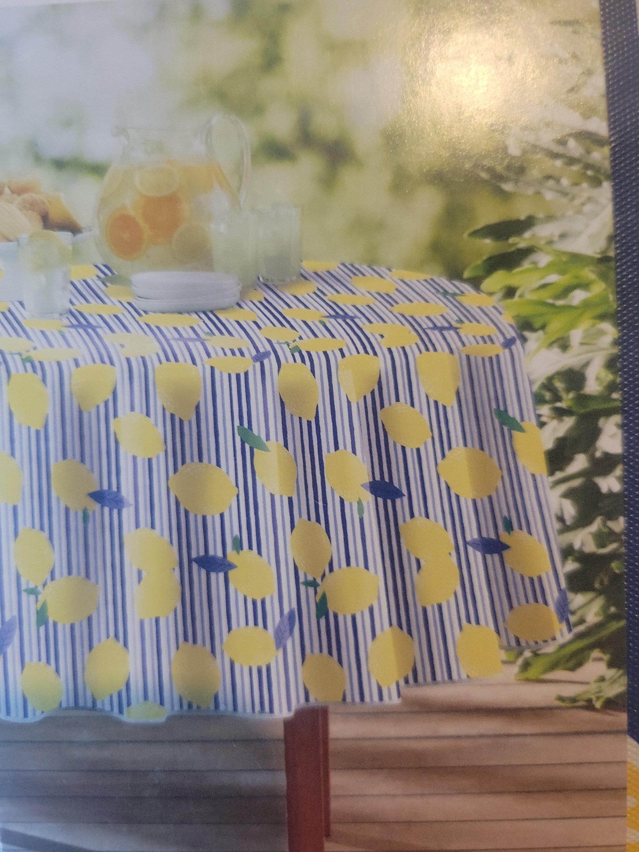 Lemon PEVA Vinyl Tablecloth, 70" Round