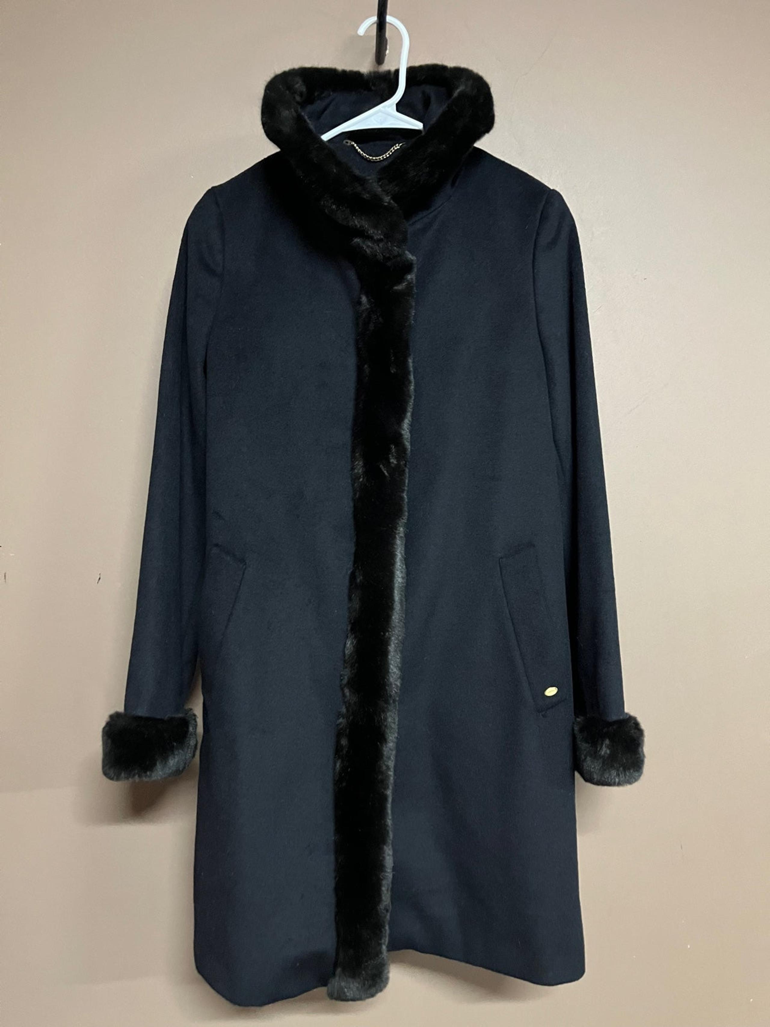 Ellen Tracy coat