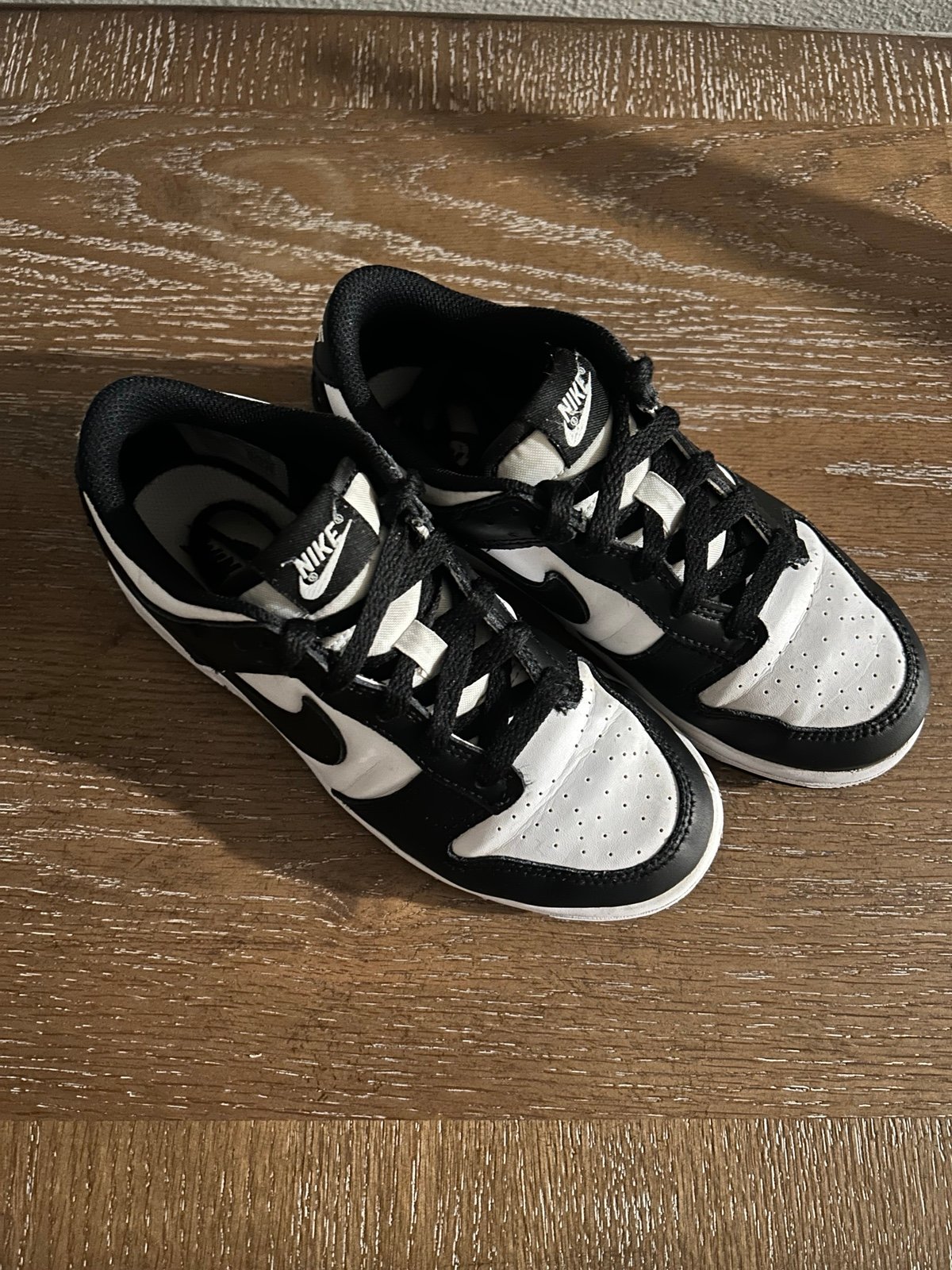 Nike panda dunks