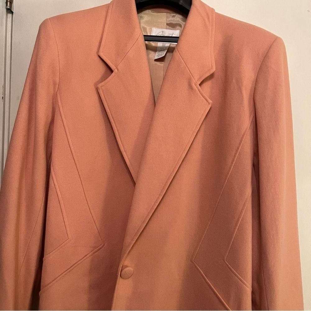 Women's 20 Peach 100% Wool Coat Long Sleeved