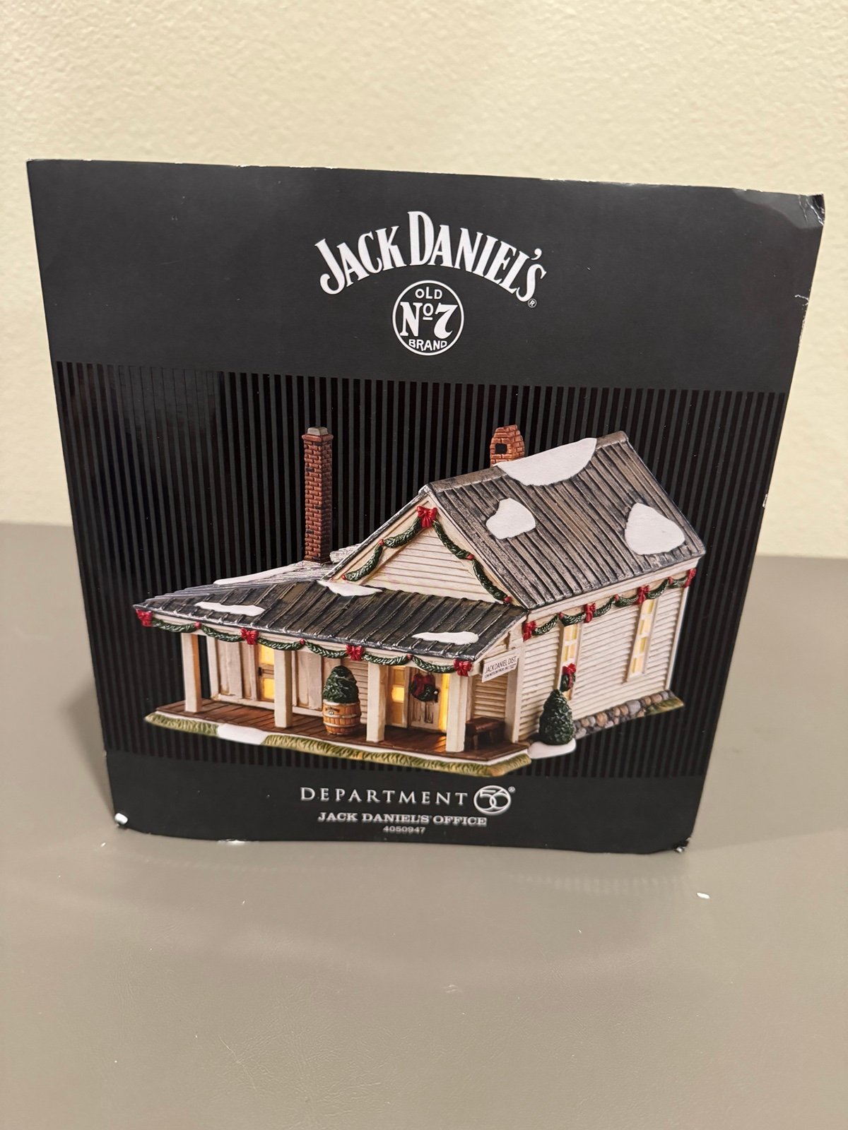 Department 56 Jack Daniels Village Jack Daniels Office Lighted Building