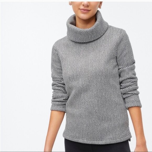 J. Crew Long-Sleeve Funnelneck Pullover 'Huge Herringbone Ivory' Black Size XS